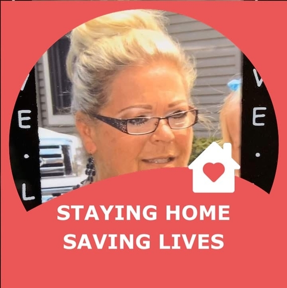 Meet your Posher, Julie - Picture 1 of 1